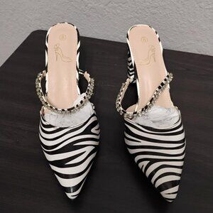 Perphy Zebra Print Rhinestones Straps Pointy Toe Chunky Heel Mules NWOB SZ 8